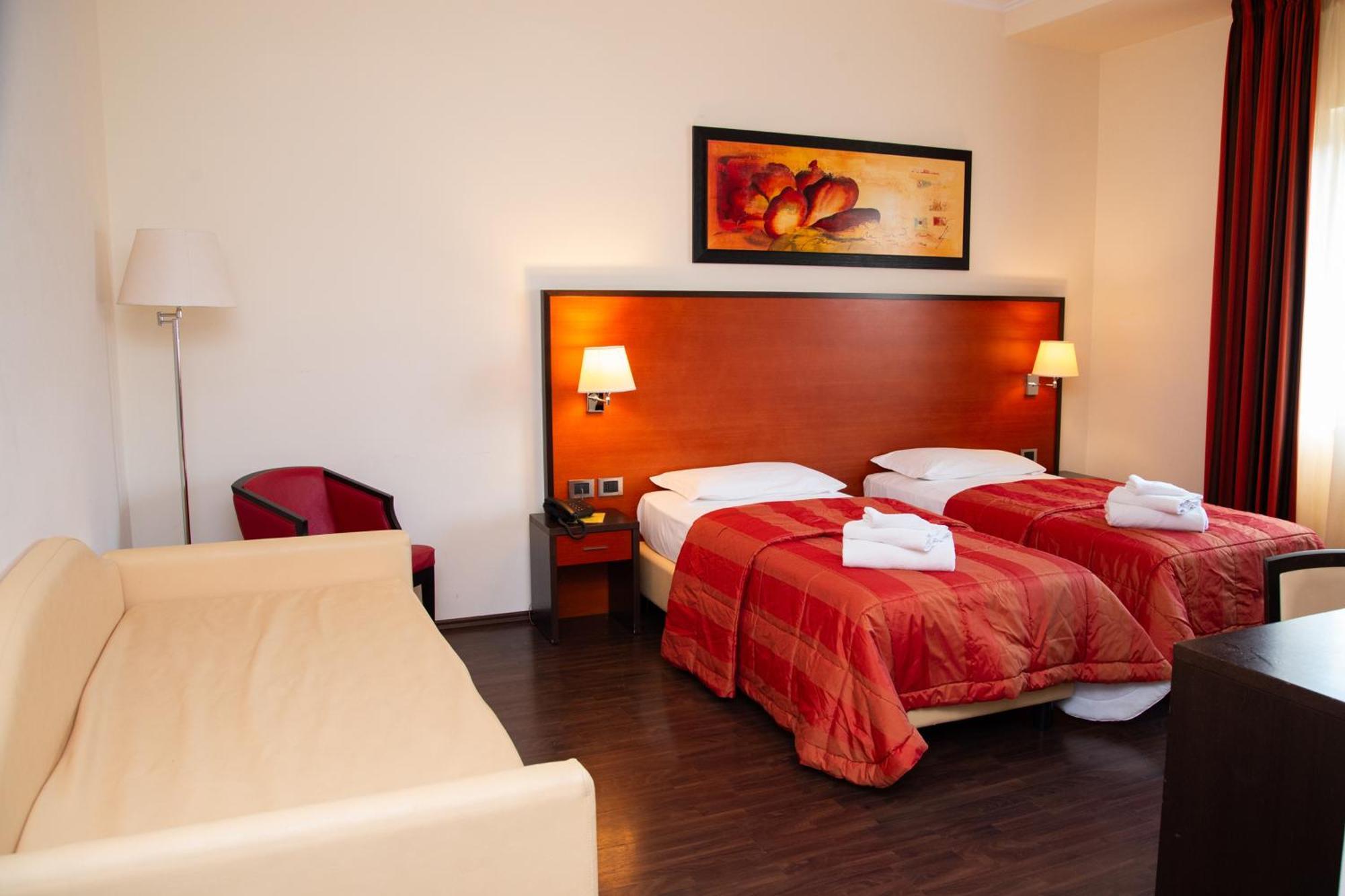 Gullo Hotel Acconia Exterior photo